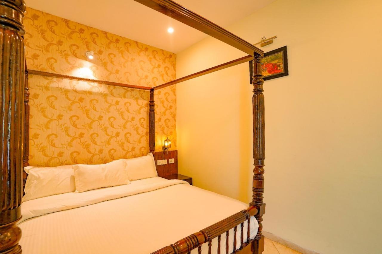 Royal Ocean Resort Jaipur Buitenkant foto