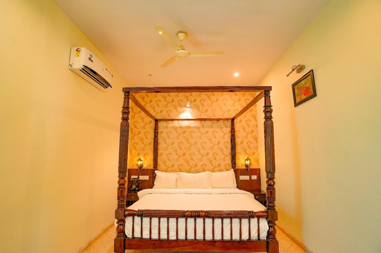 Royal Ocean Resort Jaipur Buitenkant foto