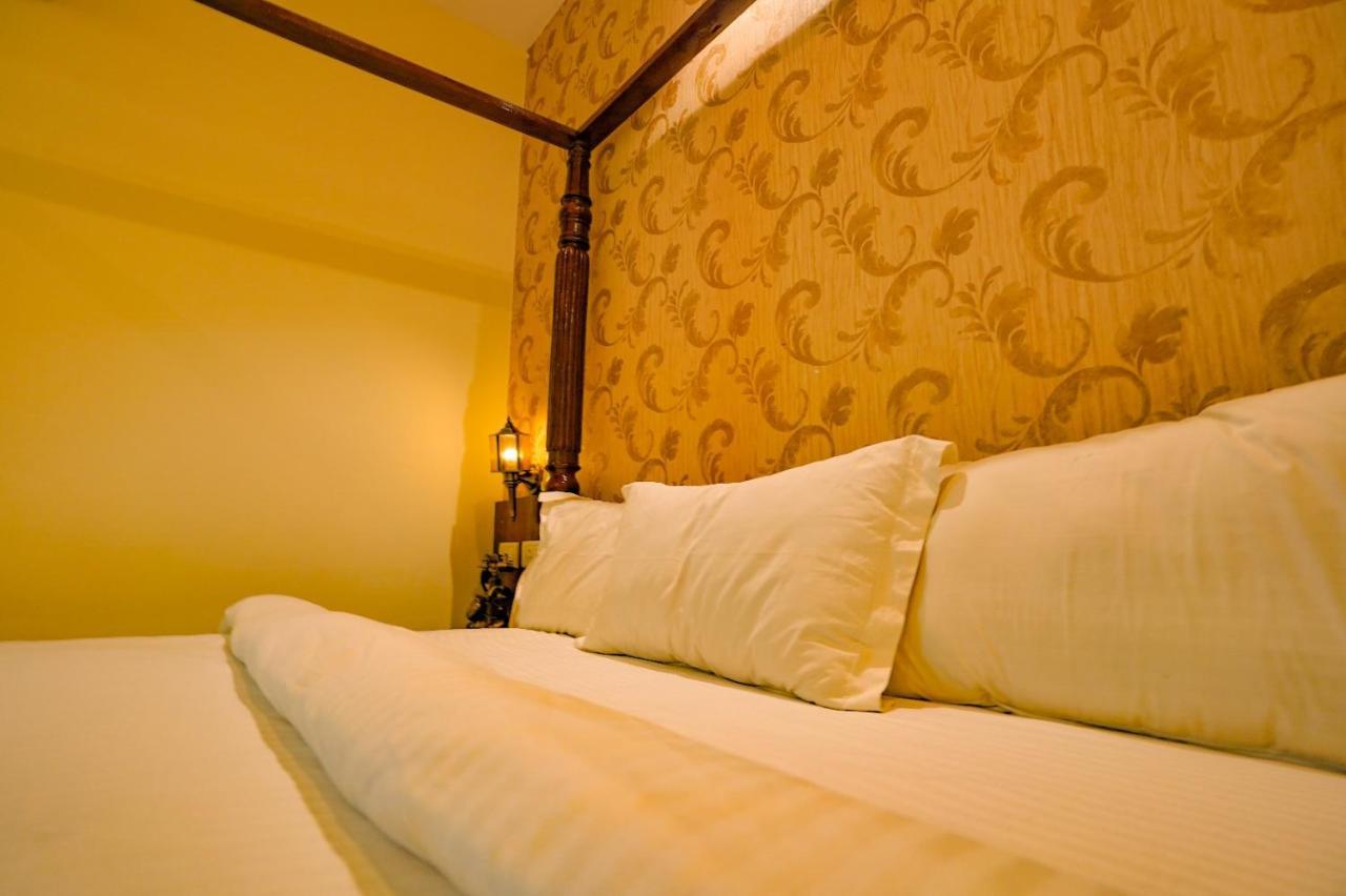 Royal Ocean Resort Jaipur Buitenkant foto